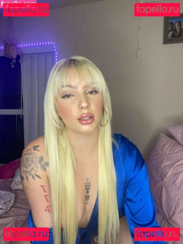 rubirhoades Onlyfans Photo Gallery 