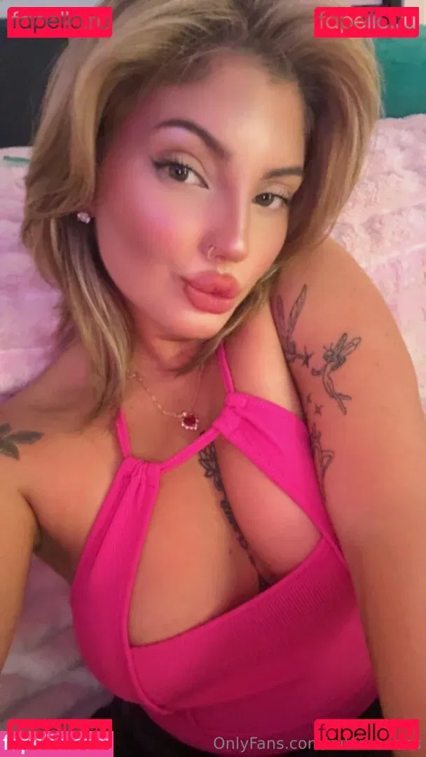 rubirhoades Onlyfans Photo Gallery 