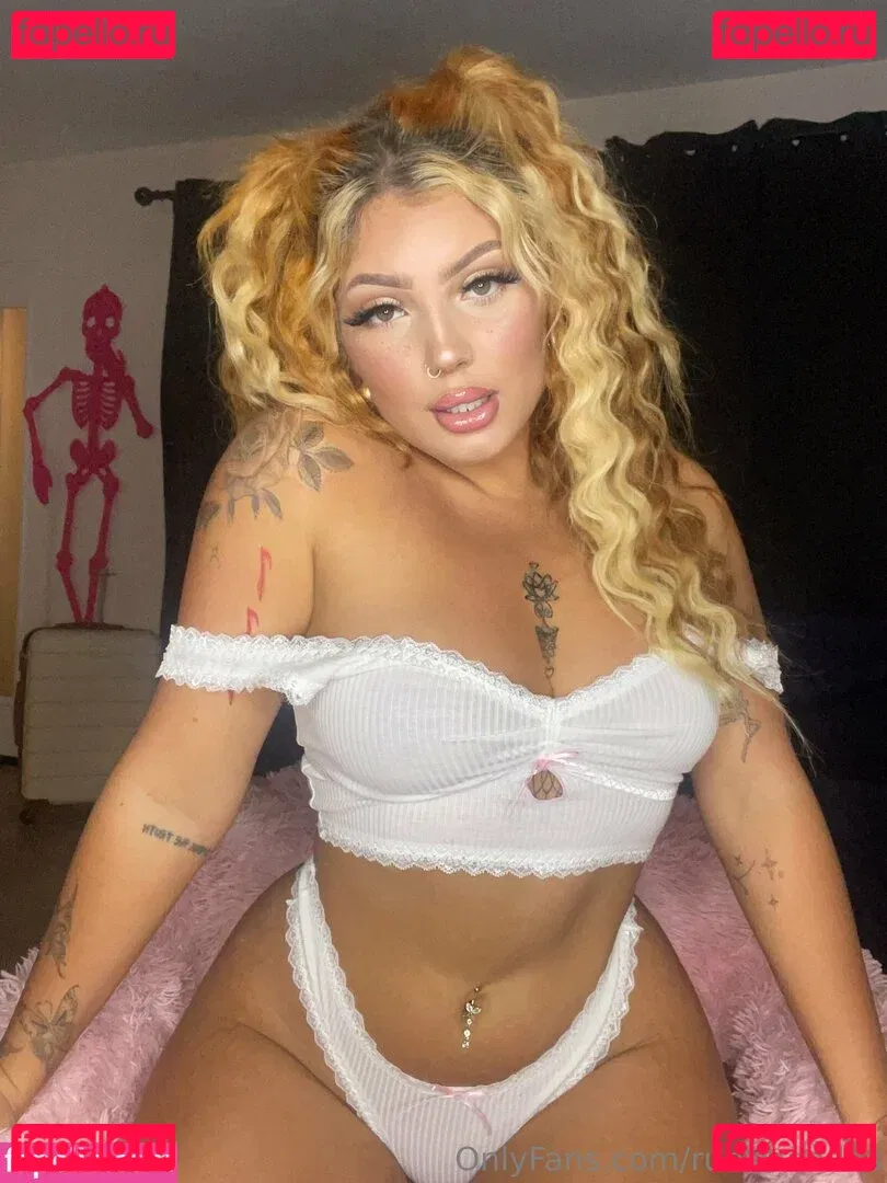 rubirhoades Onlyfans Photo Gallery 