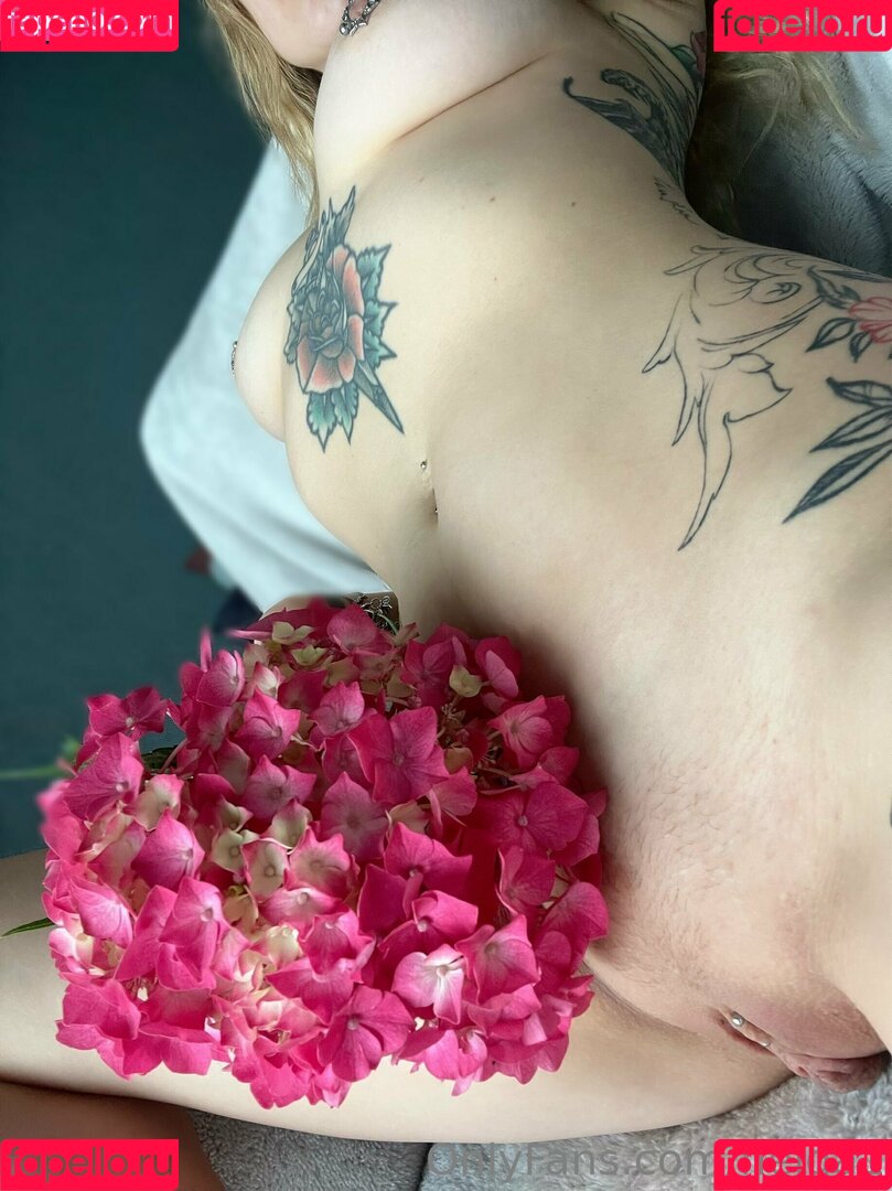 helga1 Onlyfans Photo Gallery 