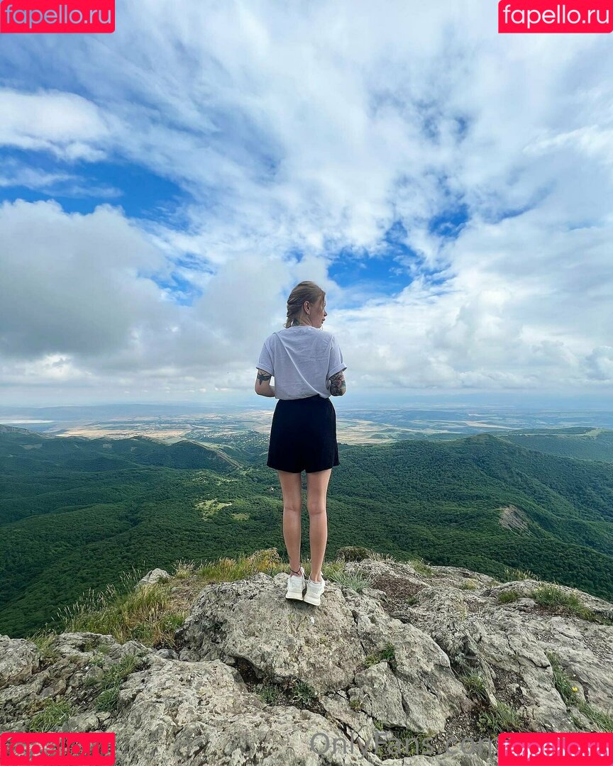 helga1 Onlyfans Photo Gallery 