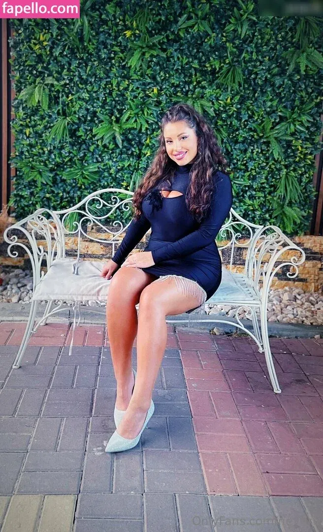 Neytirii Onlyfans Photo Gallery 