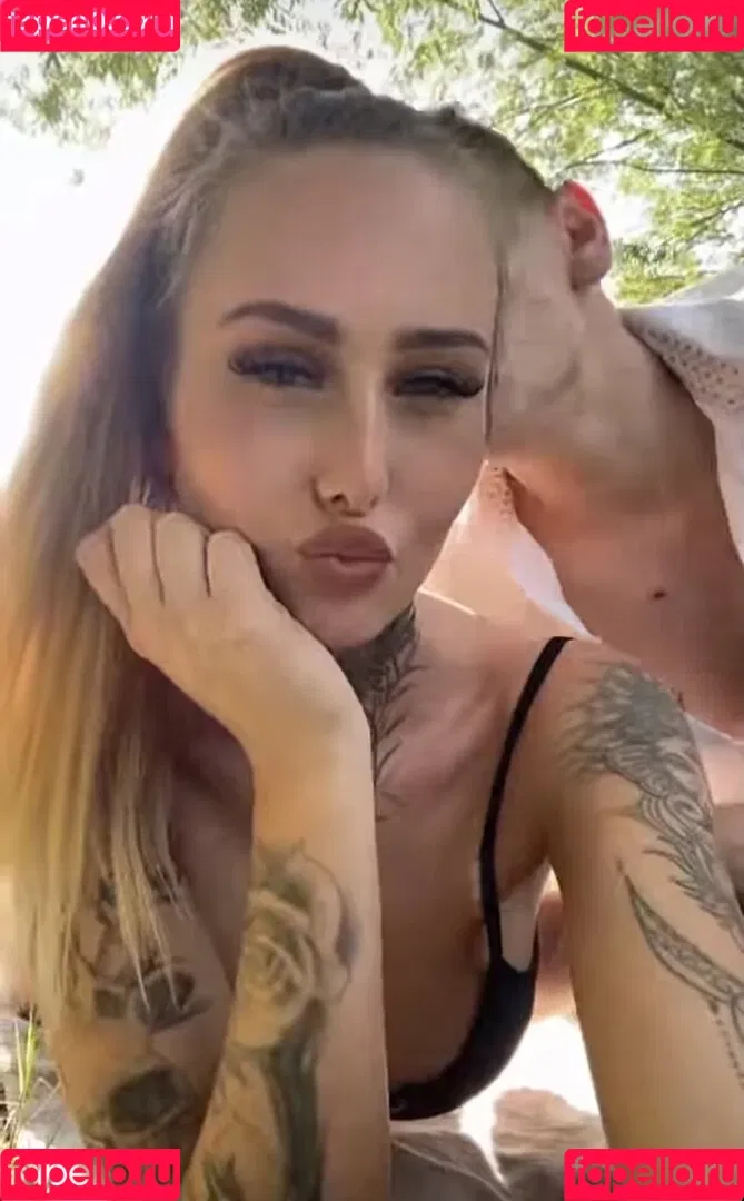 alertacomrades Onlyfans Photo Gallery 