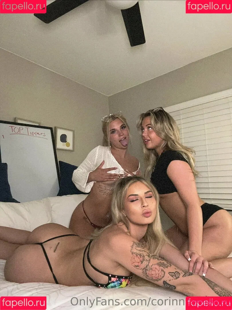 strawberryblonde18 Onlyfans Photo Gallery 