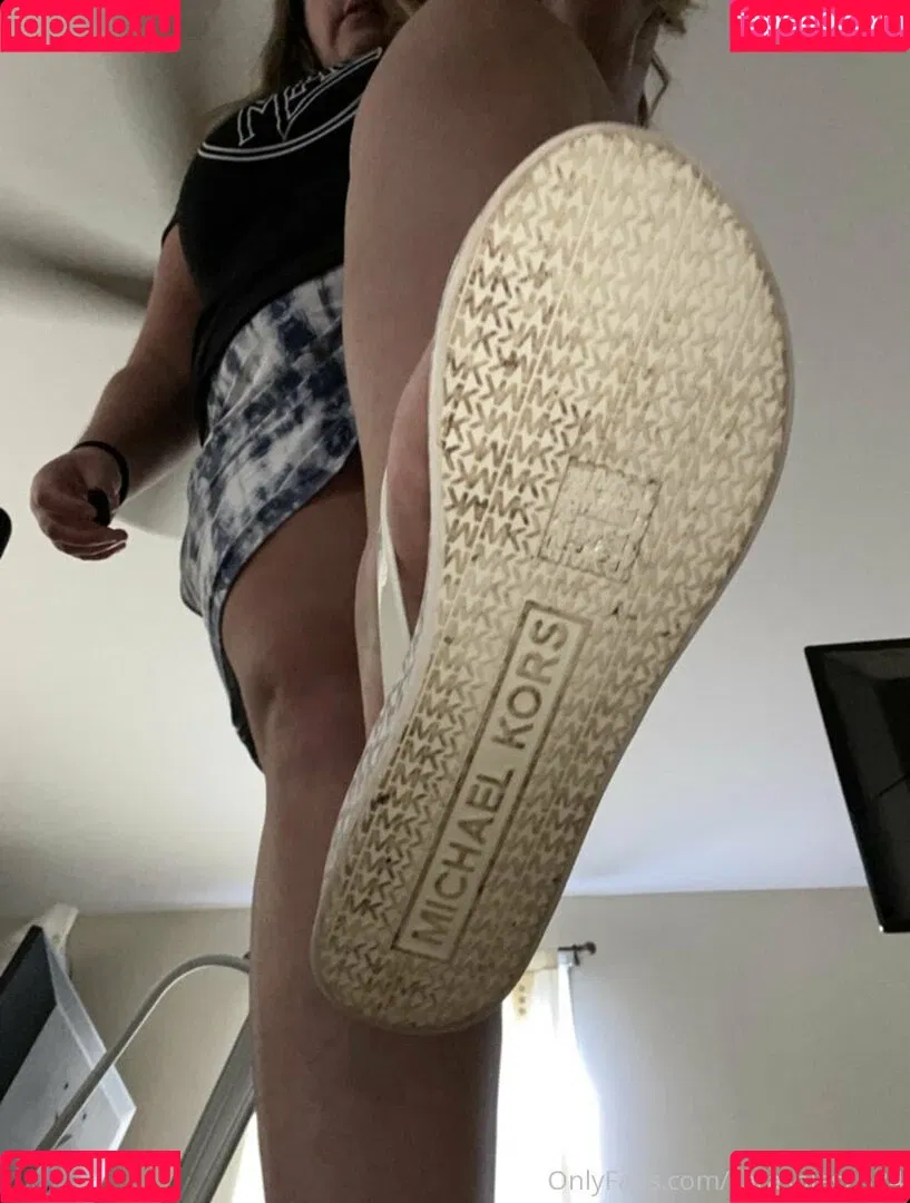 sarasoles2324 Onlyfans Photo Gallery 