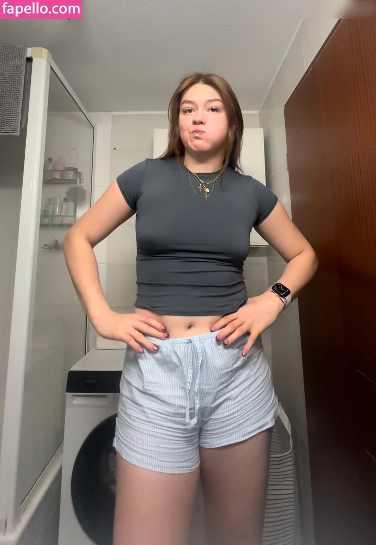 Lina Sontag Nude Onlyfans Photo 37