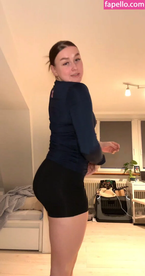 Lina Sontag Nude Onlyfans Photo 28