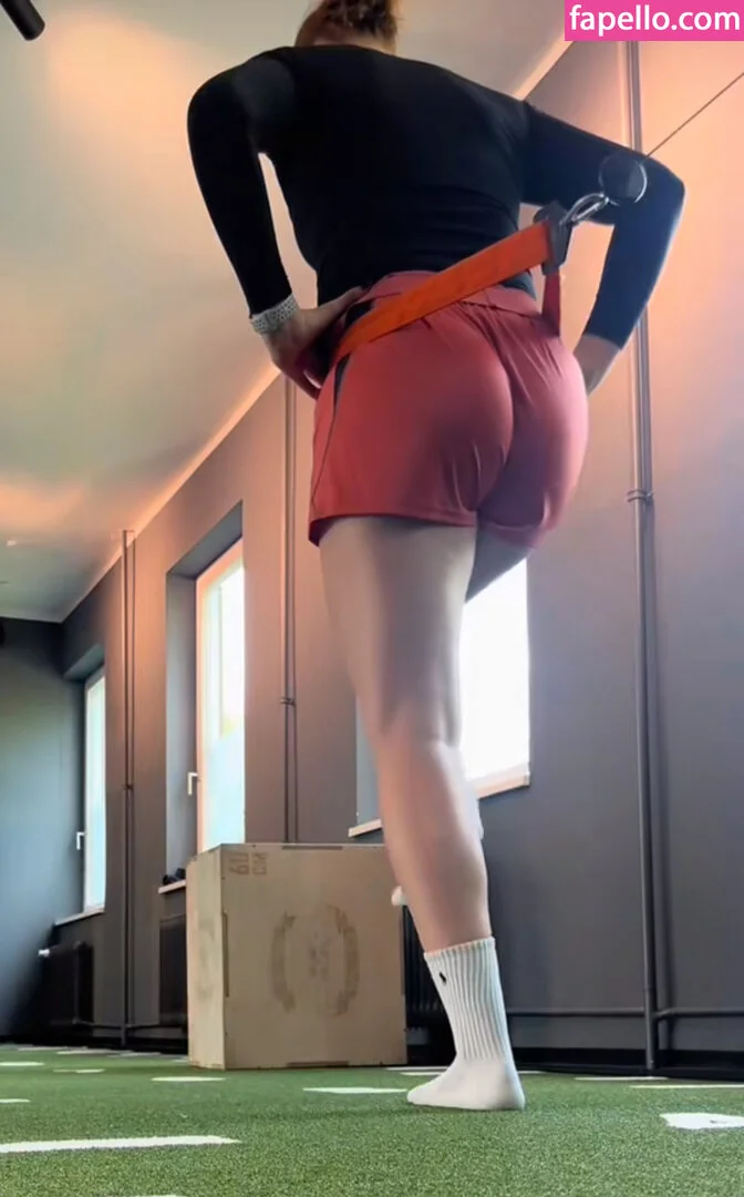 Lina Sontag Nude Onlyfans Photo 10