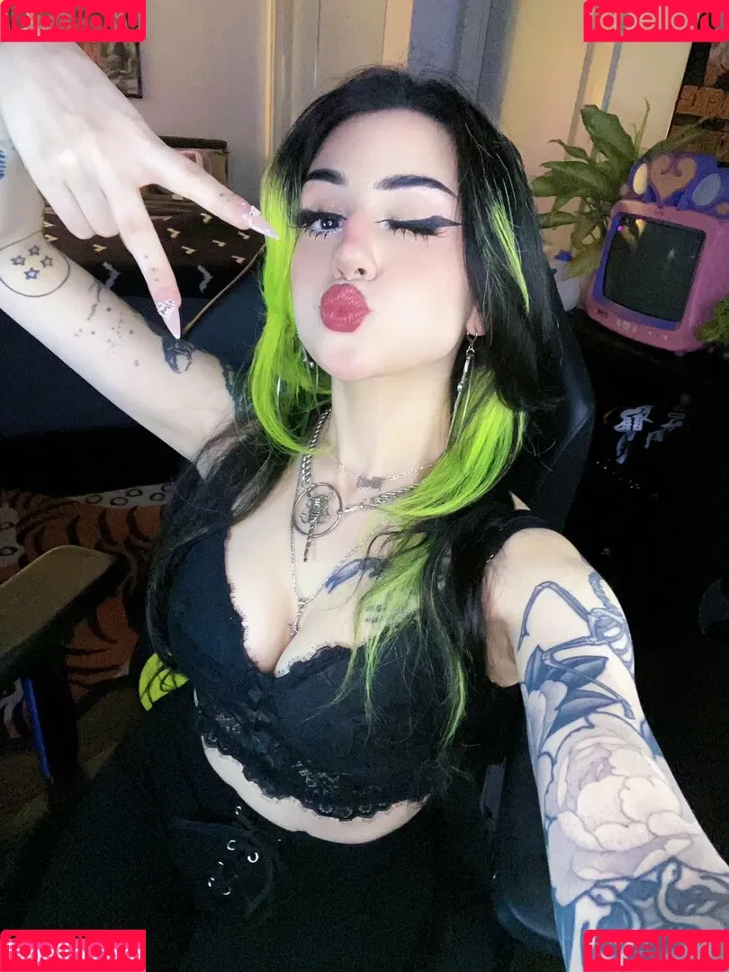 lilbatty Onlyfans Photo Gallery 