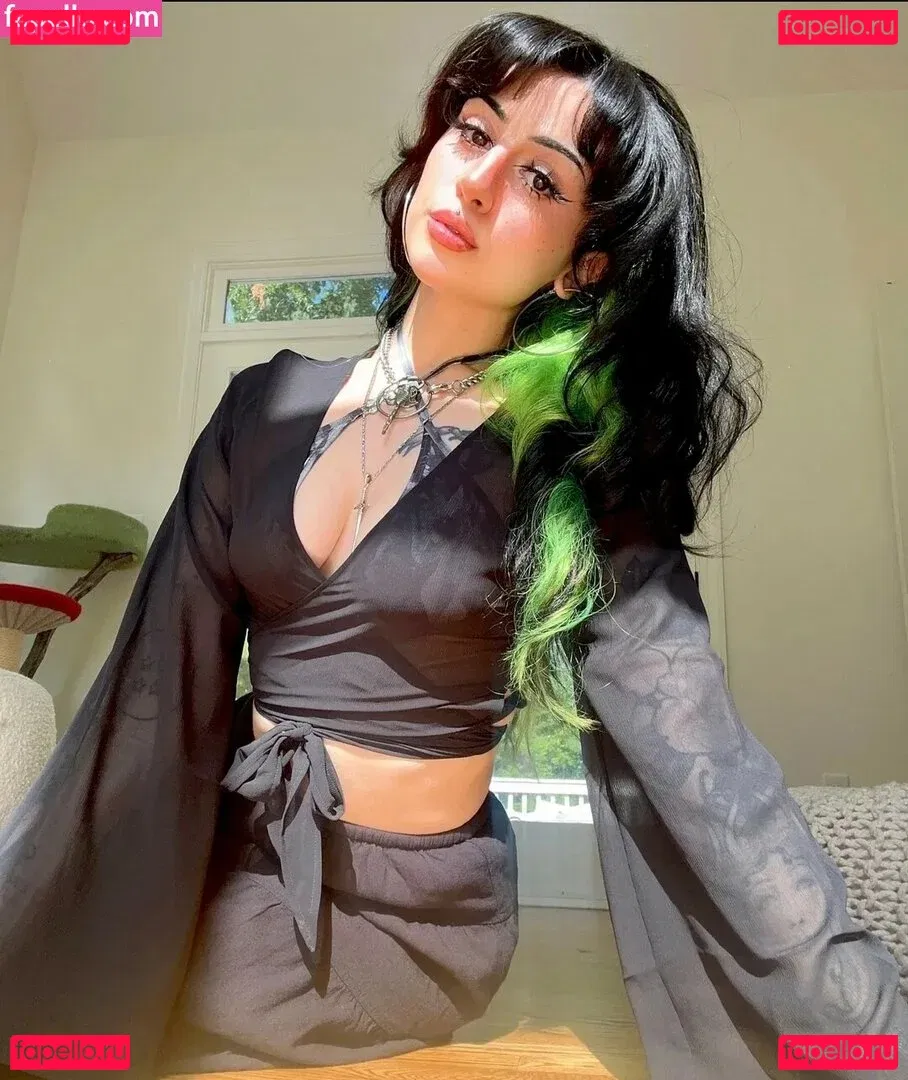 lilbatty Onlyfans Photo Gallery 