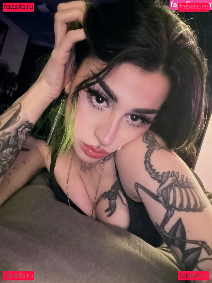 lilbatty Onlyfans Photo Gallery 