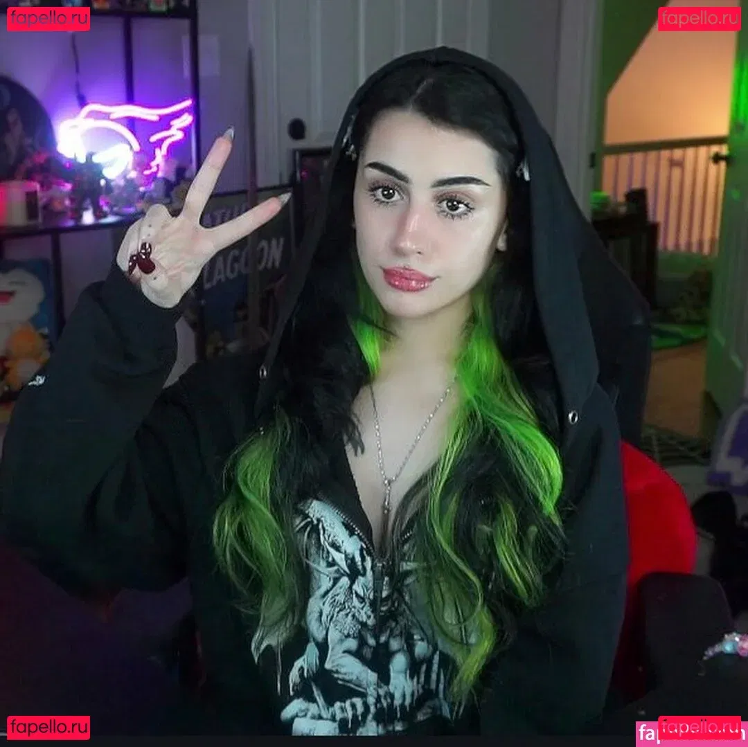 lilbatty Onlyfans Photo Gallery 