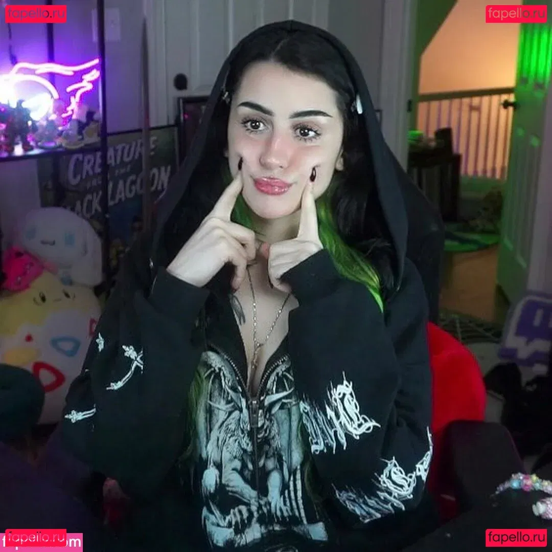 lilbatty Onlyfans Photo Gallery 