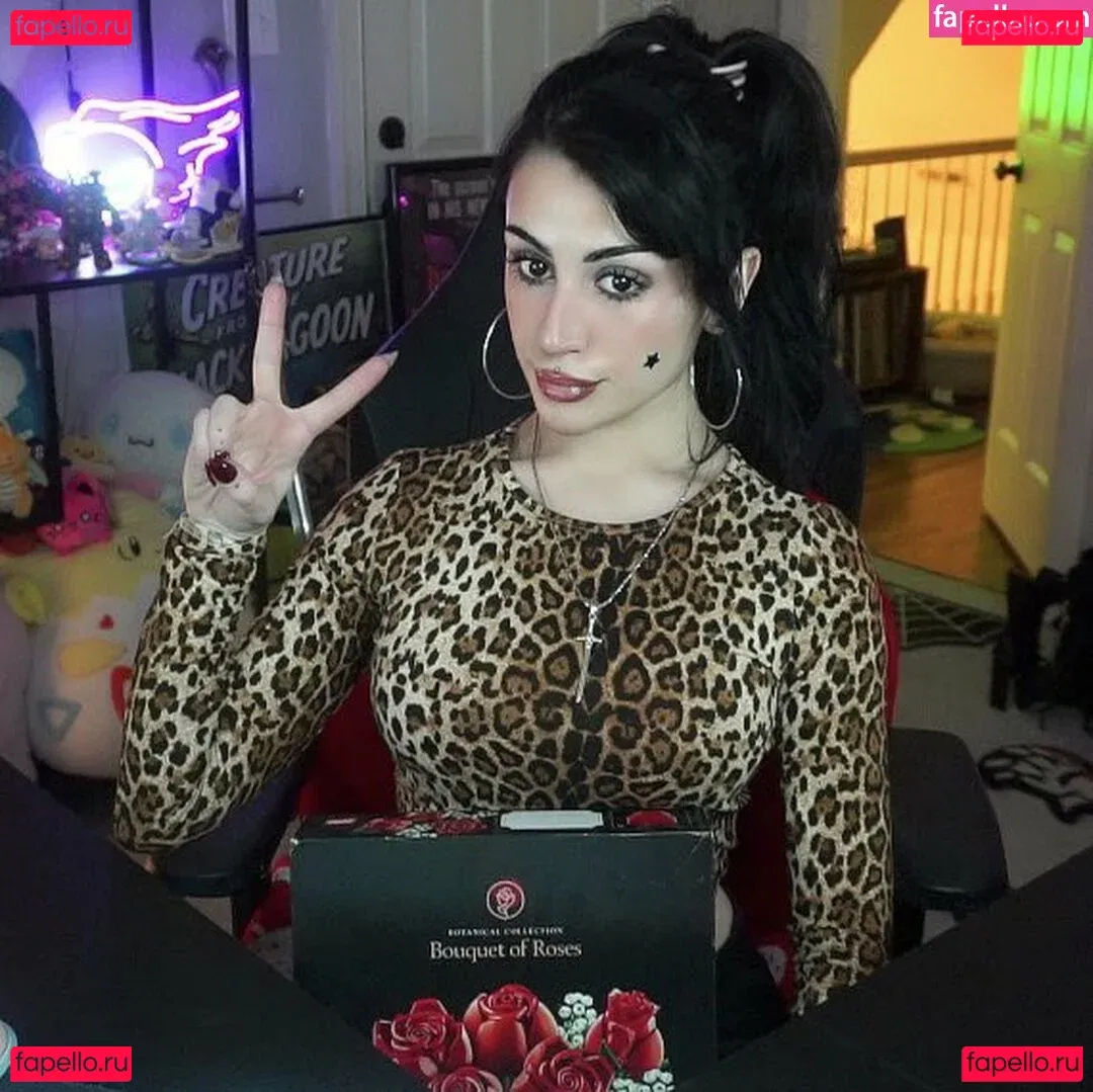 lilbatty Onlyfans Photo Gallery 