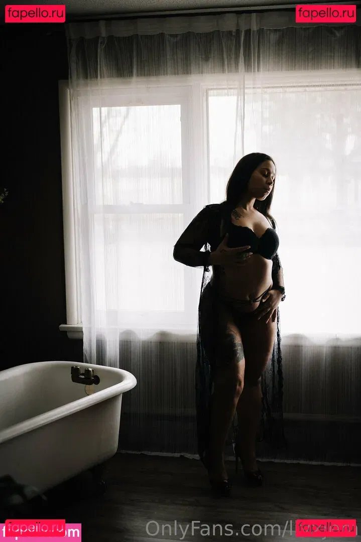 livxjem Onlyfans Photo Gallery 