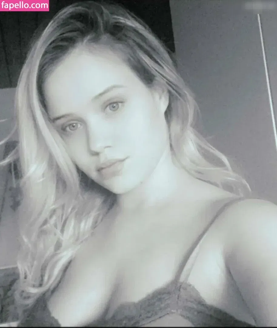 Annewendel_ Onlyfans Photo Gallery 