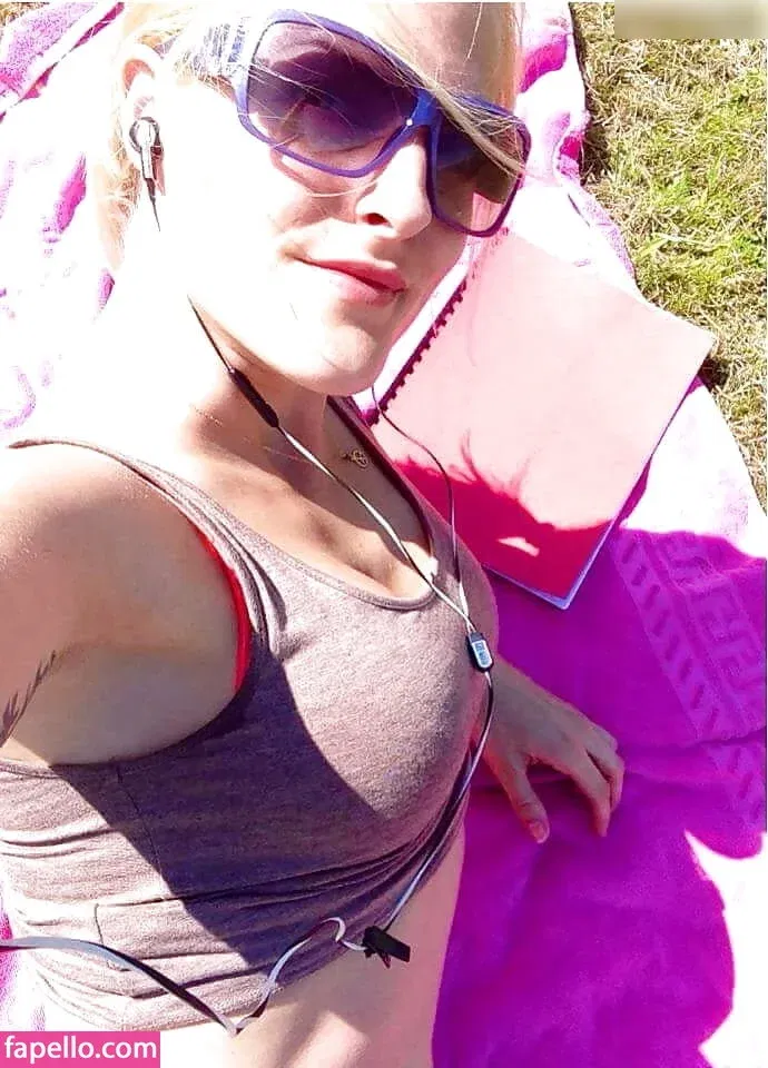 Sandy Mölling Onlyfans Photo Gallery 