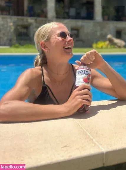 Merle Frohms Onlyfans Photo Gallery 