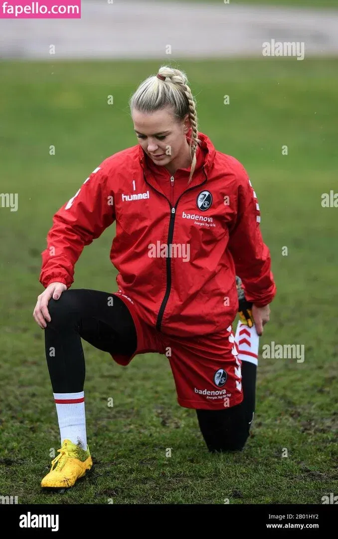 Merle Frohms Onlyfans Photo Gallery 