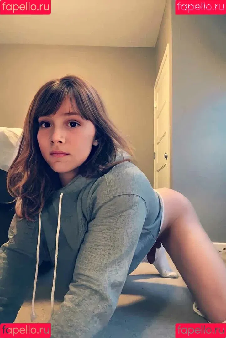 RoxieIsGold Onlyfans Photo Gallery 