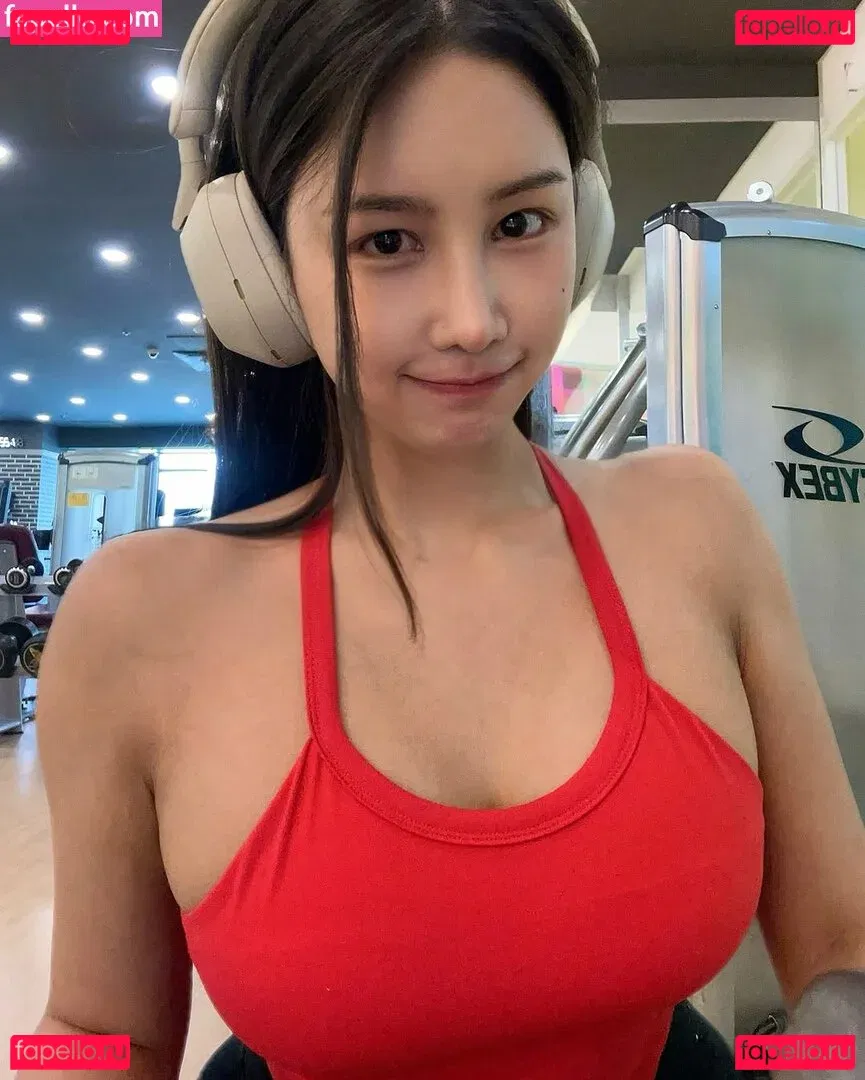 BJ Heeyome Onlyfans Photo Gallery 