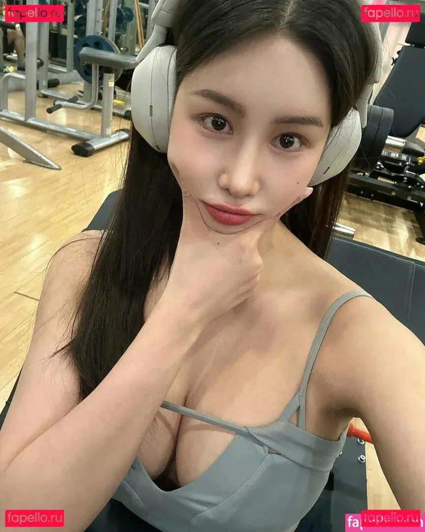 BJ Heeyome Onlyfans Photo Gallery 