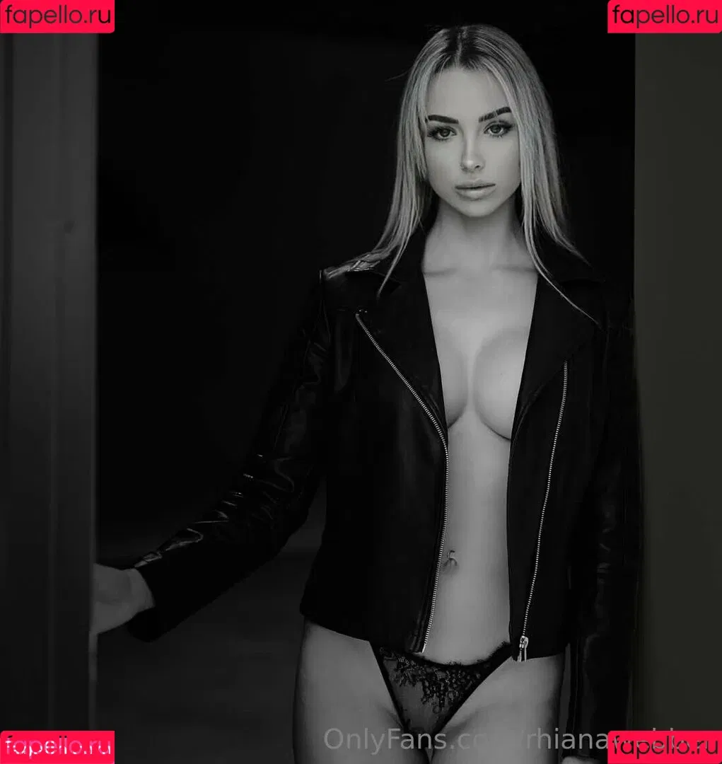 Rhiana Webber Onlyfans Photo Gallery 