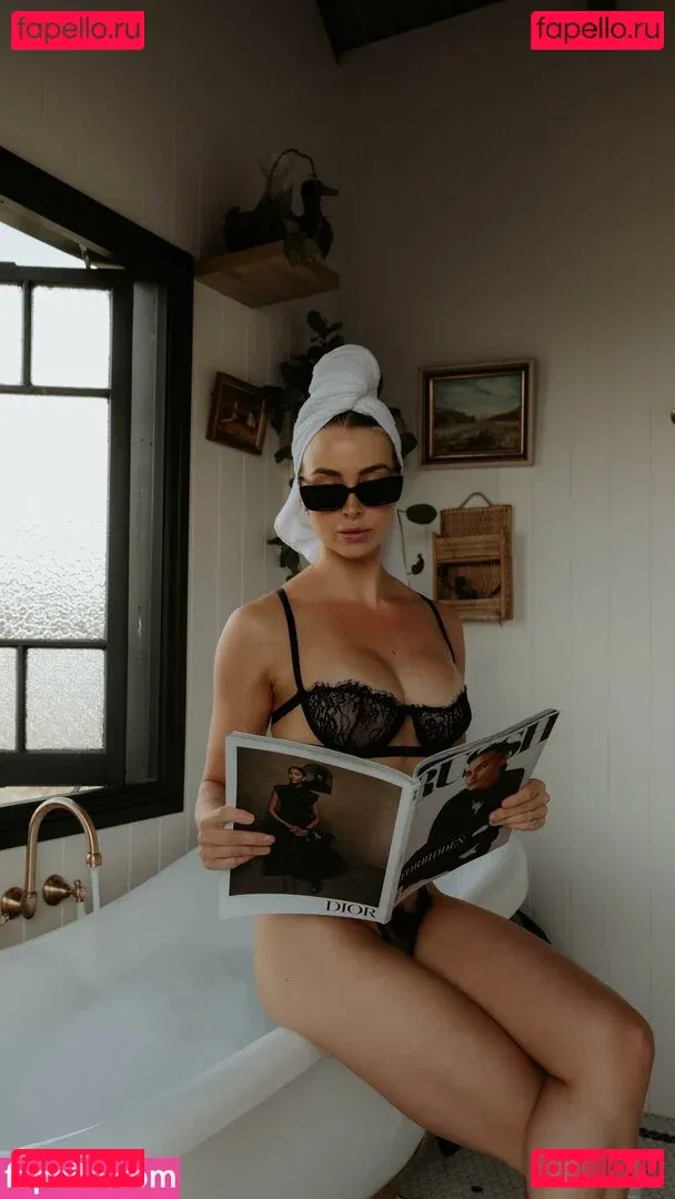 Rhiana Webber Onlyfans Photo Gallery 