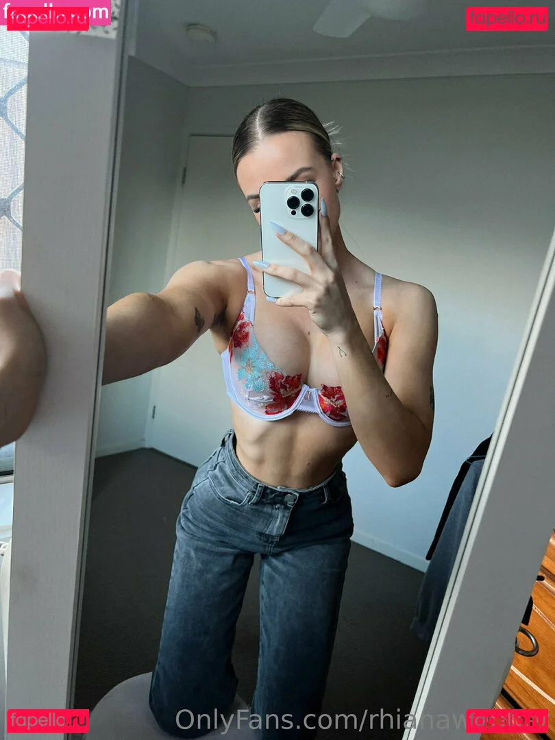 Rhiana Webber Onlyfans Photo Gallery 