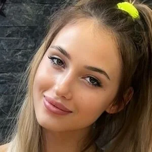 IncredibleEmily Onlyfans Photo Gallery 