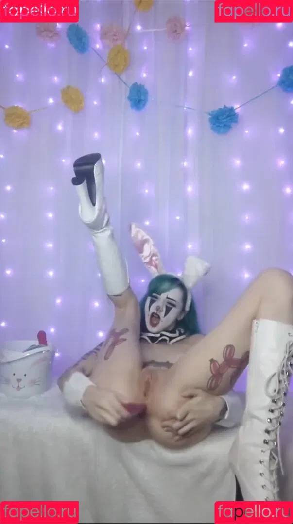 lydiawiltsclown Onlyfans Photo Gallery 