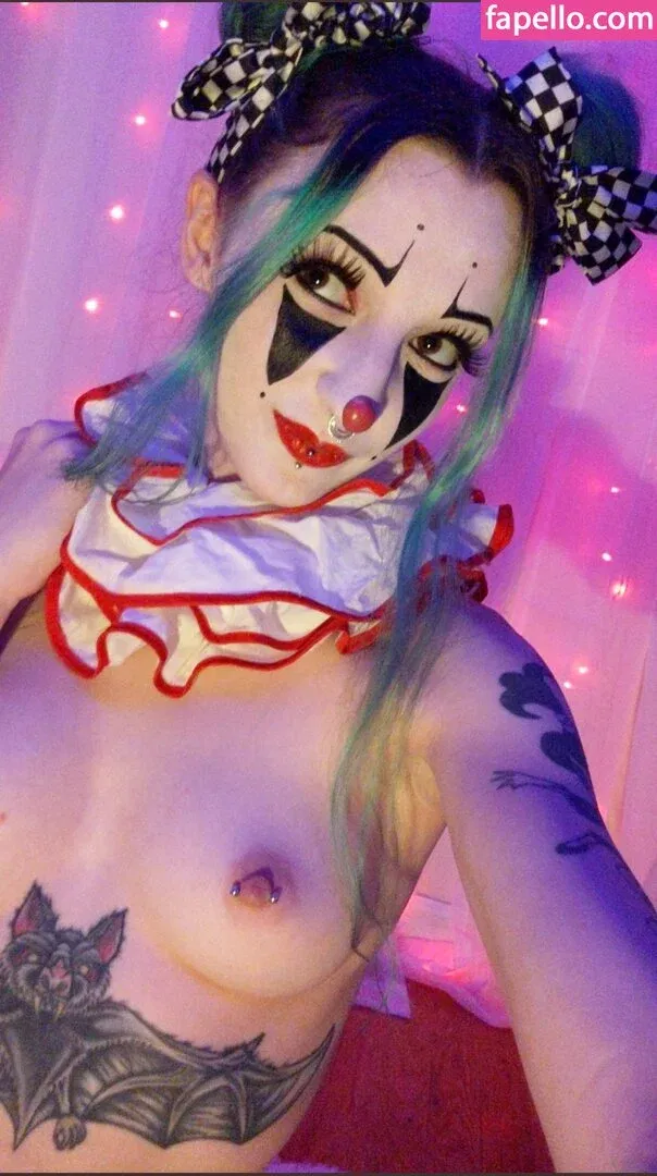 lydiawiltsclown Onlyfans Photo Gallery 