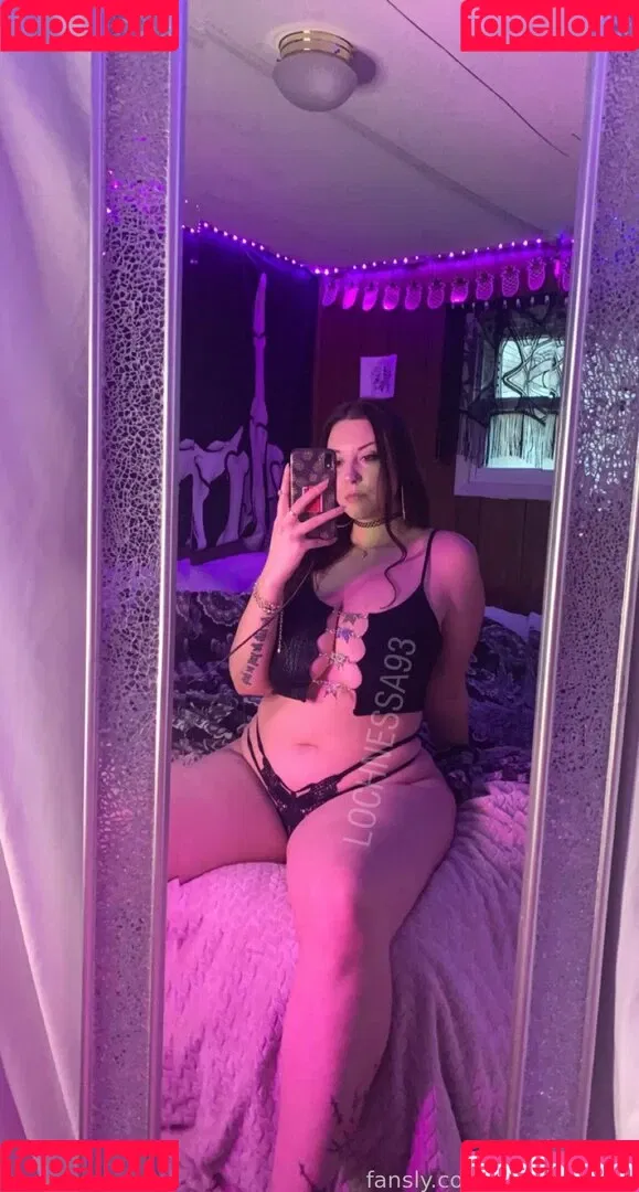 lochnessa93 Onlyfans Photo Gallery 