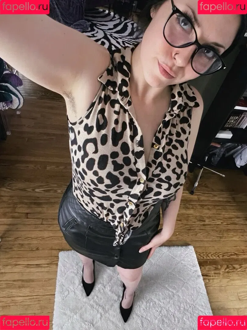 lochnessa93 Onlyfans Photo Gallery 