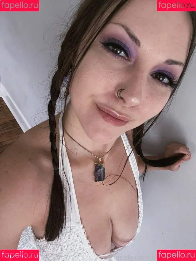 lochnessa93 Onlyfans Photo Gallery 
