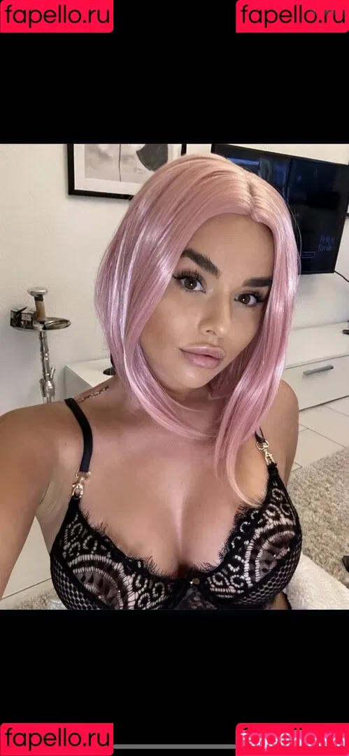 Isabell Böttger Onlyfans Photo Gallery 