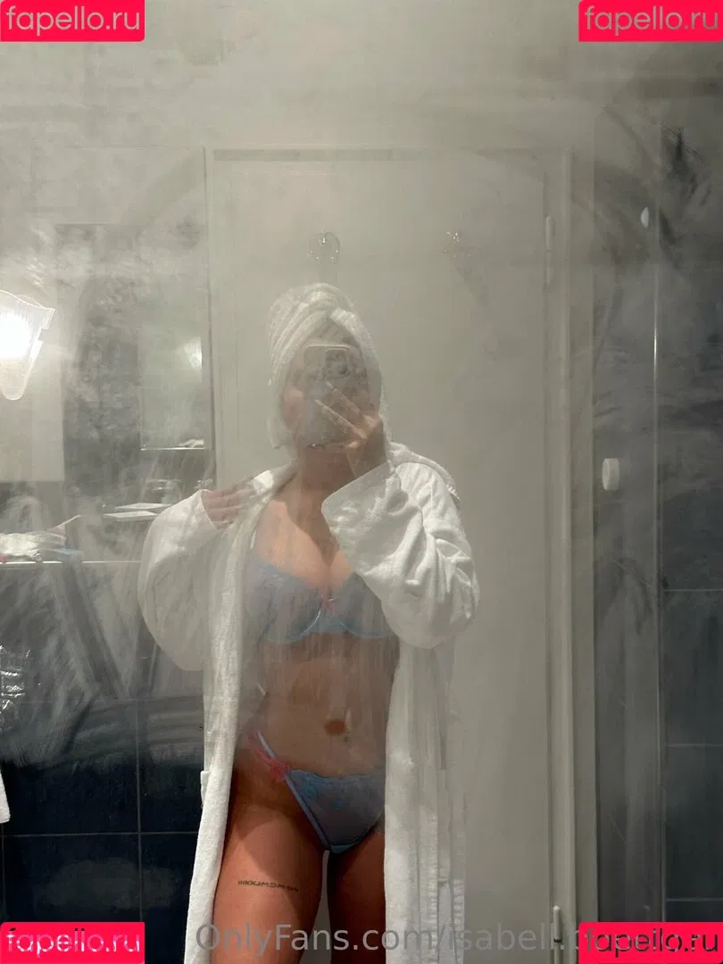 Isabell Böttger Onlyfans Photo Gallery 