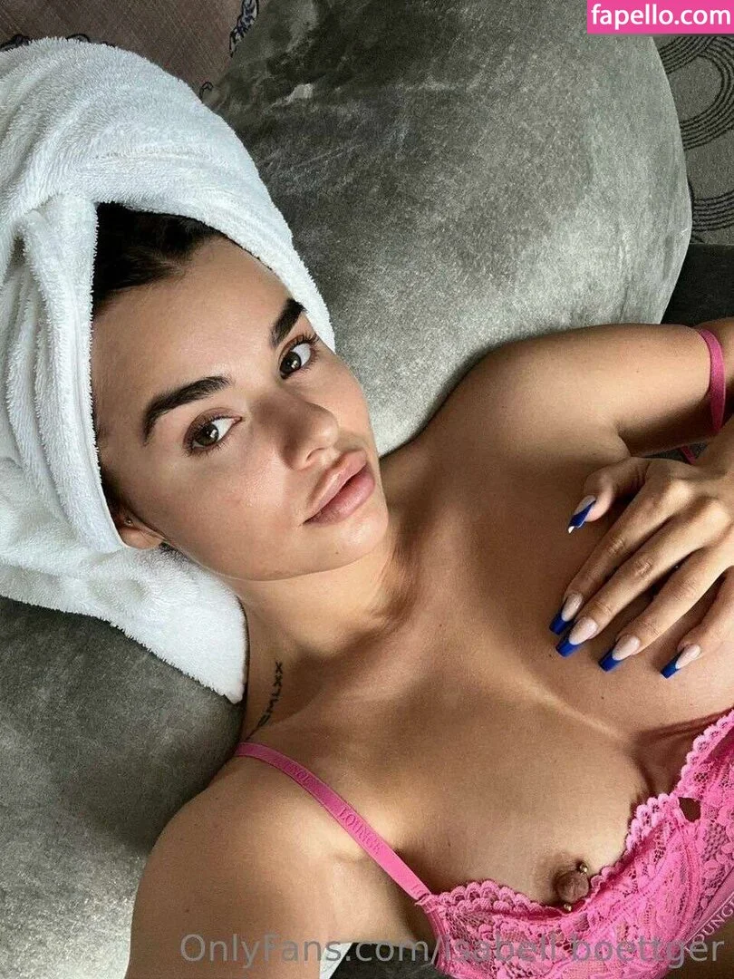 Isabell Böttger Onlyfans Photo Gallery 