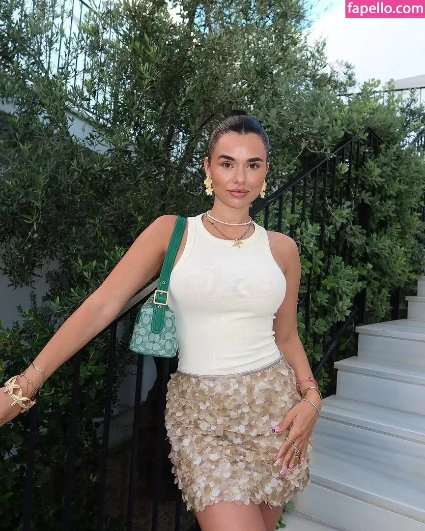 Isabell Böttger Onlyfans Photo Gallery 