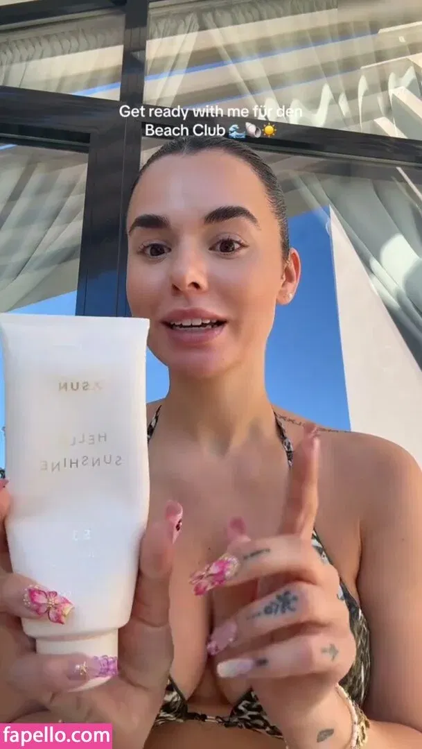 Isabell Böttger Onlyfans Photo Gallery 