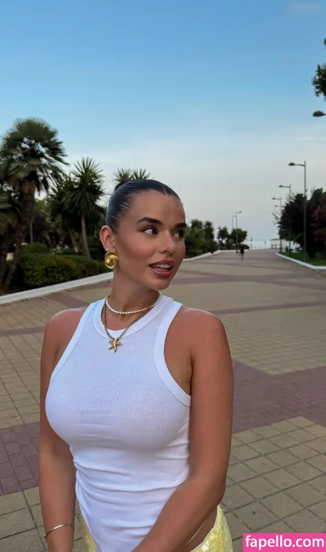 Isabell Böttger Onlyfans Photo Gallery 