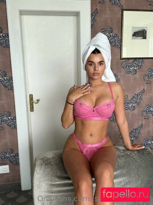 Isabell Böttger Nude Onlyfans Photo 48
