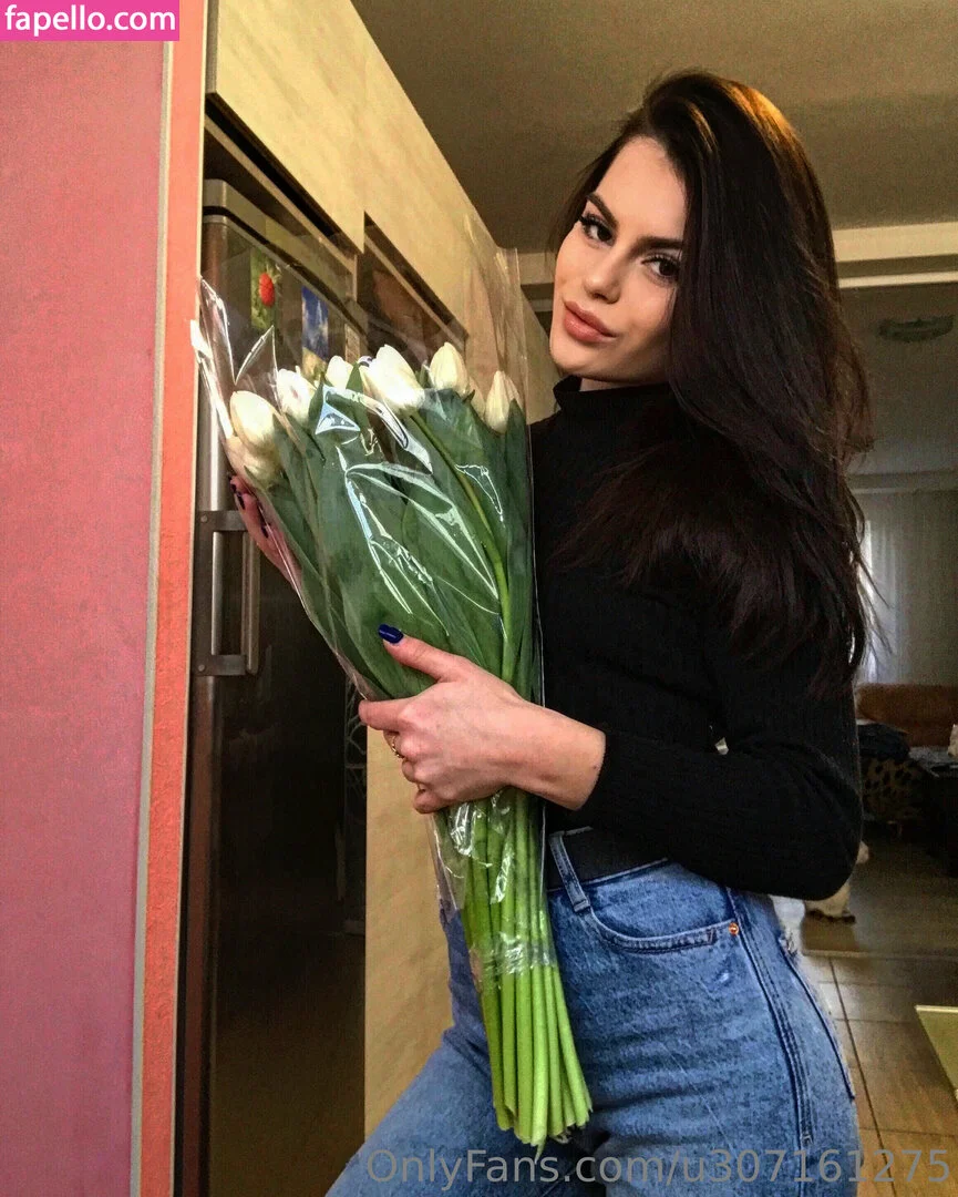 nika_dream Onlyfans Photo Gallery 