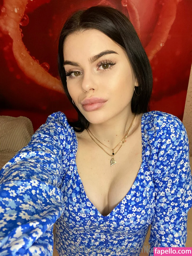 nika_dream Onlyfans Photo Gallery 