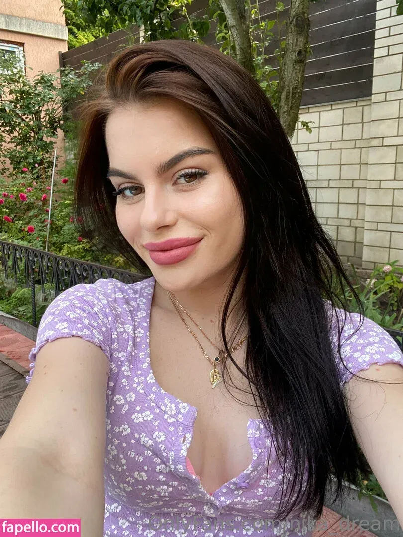 nika_dream Onlyfans Photo Gallery 