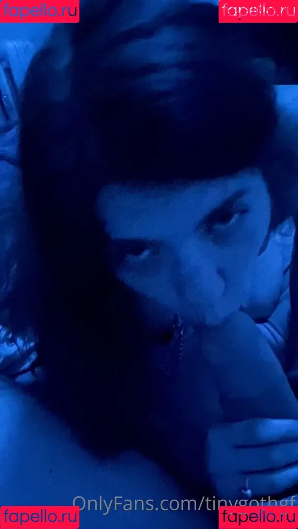 TInyGothGF Onlyfans Photo Gallery 