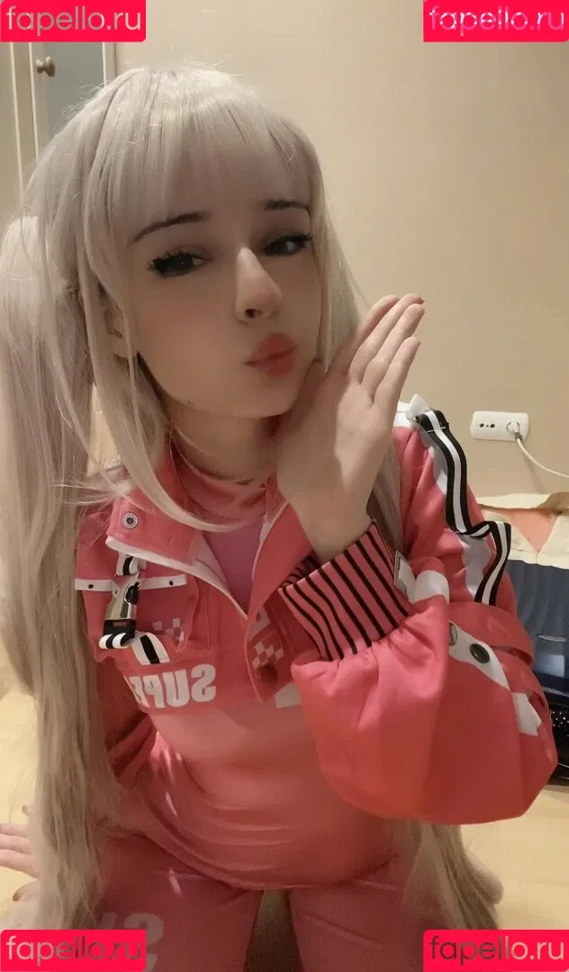 Smolnami Onlyfans Photo Gallery 