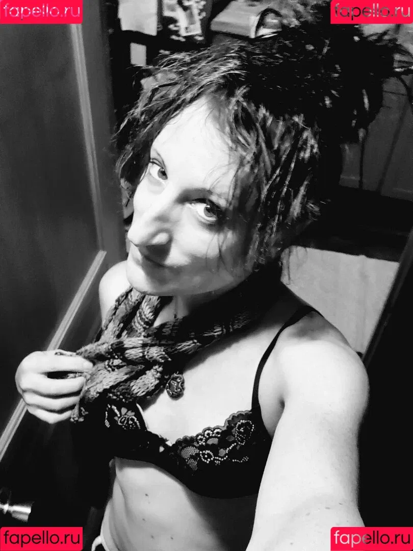 ladymoonbeam Onlyfans Photo Gallery 