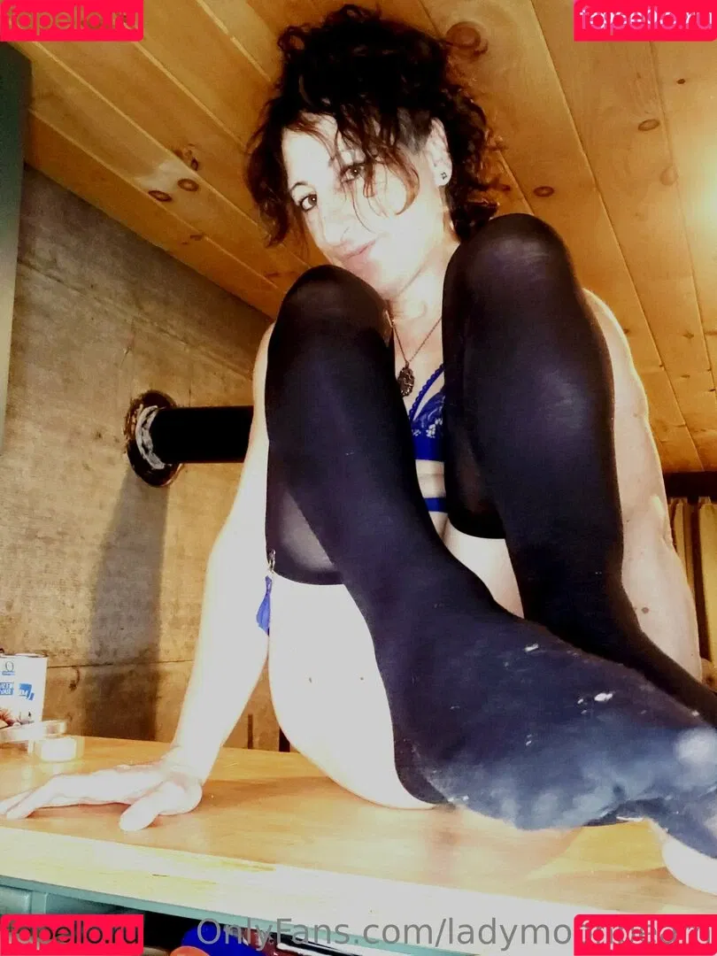 ladymoonbeam Onlyfans Photo Gallery 