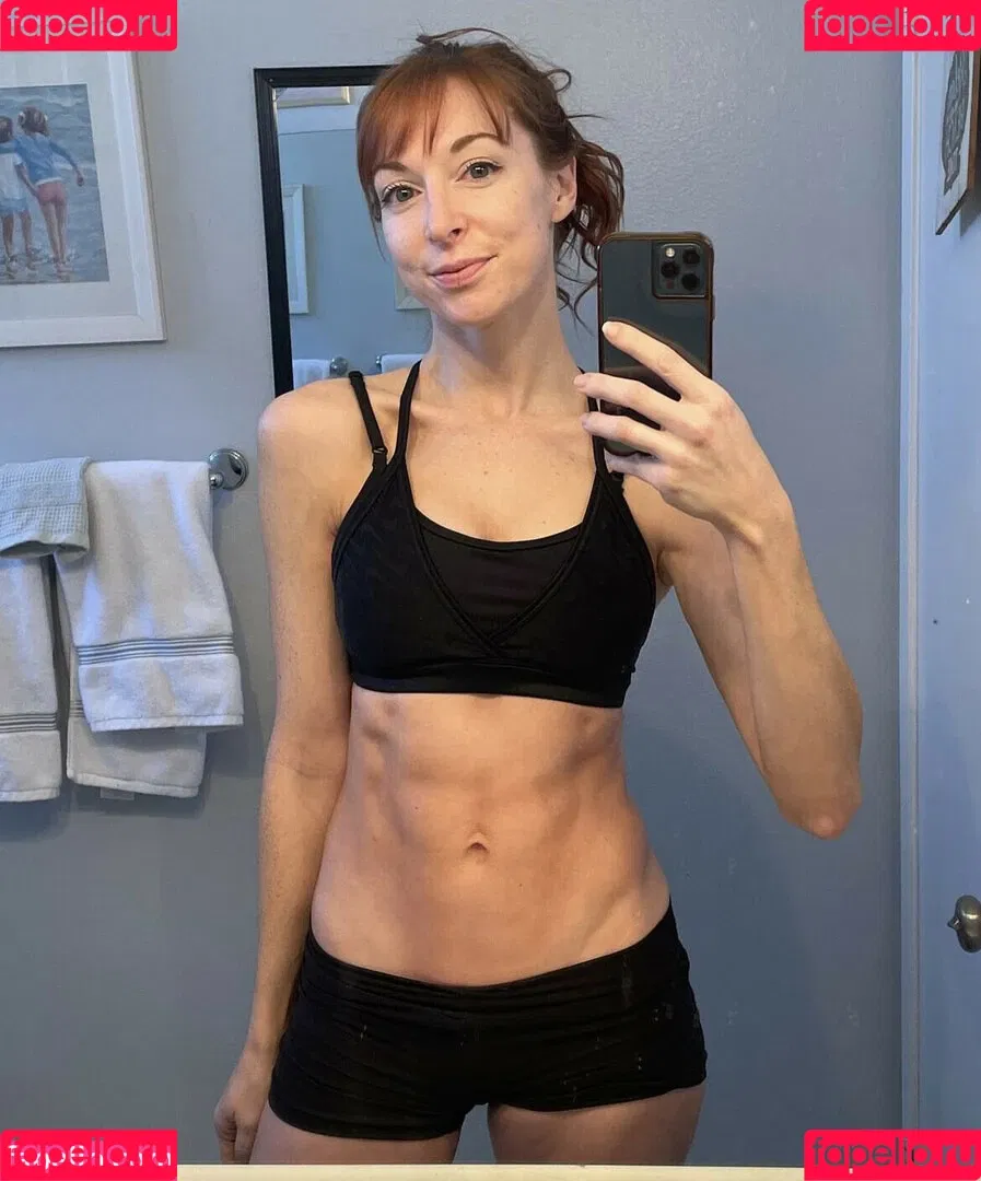 Lisa Foiles Onlyfans Photo Gallery 
